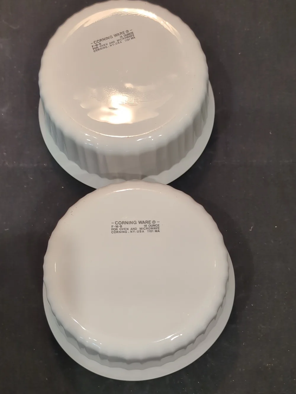 Vintage Two (2) Corning Ware F-16-B Individual Casserole Side Dishes 18 Oz